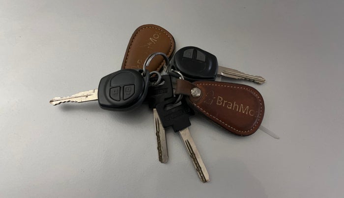 2014 Maruti Swift Dzire VXI, Petrol, Manual, 47,583 km, Key Close Up