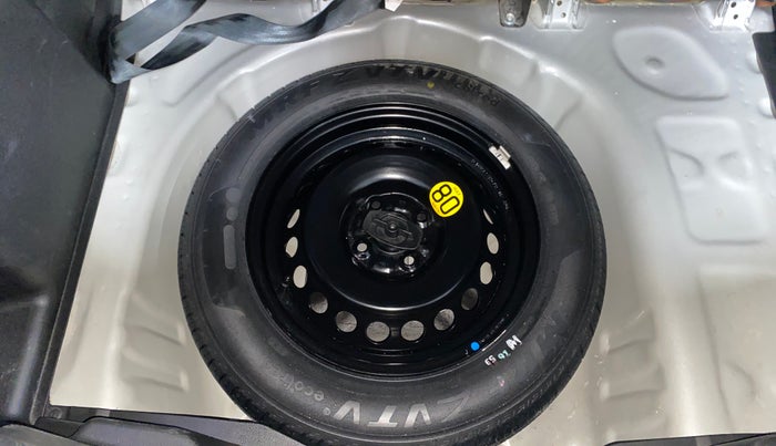 2021 Maruti Baleno ZETA CVT PETROL 1.2, Petrol, Automatic, 28,062 km, Spare Tyre