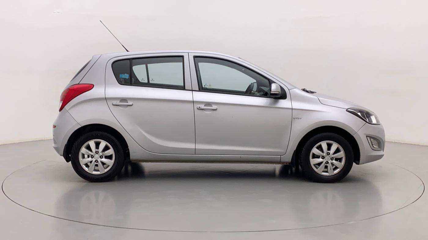 2014 Hyundai i20 SPORTZ 1.2, Petrol, Manual, 65,562 km, Right Side View