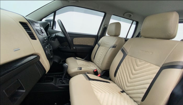 2017 Maruti Wagon R 1.0 VXI AMT, Petrol, Automatic, 35,686 km, Right Side Front Door Cabin