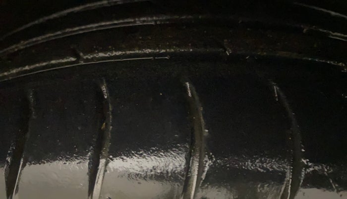 2017 Maruti Celerio ZXI, Petrol, Manual, 69,455 km, Right Front Tyre Tread