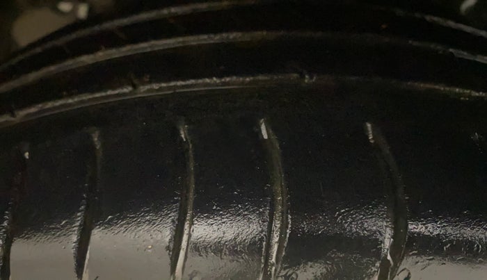 2017 Maruti Celerio ZXI, Petrol, Manual, 69,455 km, Left Front Tyre Tread