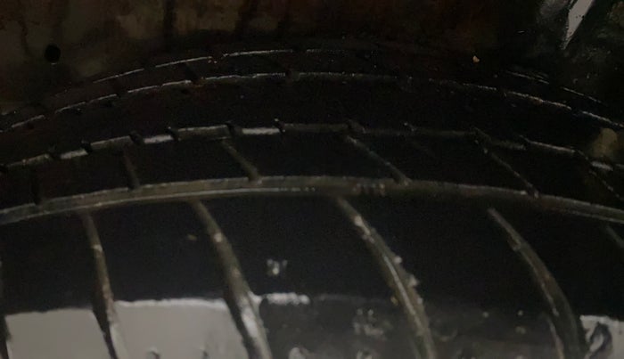 2017 Maruti Celerio ZXI, Petrol, Manual, 69,455 km, Left Rear Tyre Tread