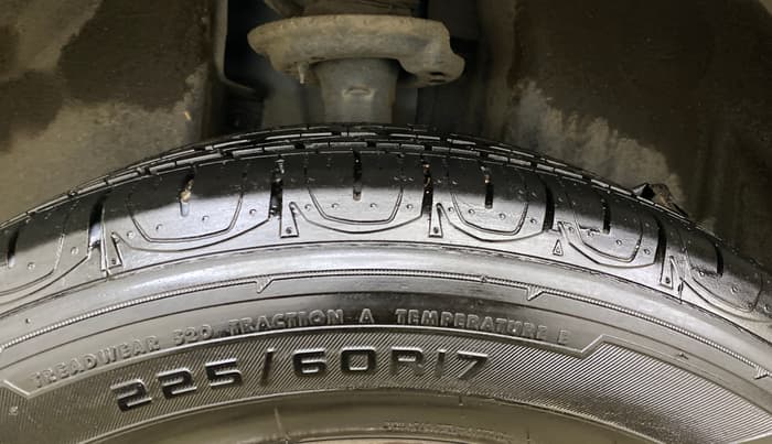2018 Jeep Compass LIMITED 1.4 PETROL AT, Petrol, Automatic, 42,161 km, Right Rear Tyre Tread