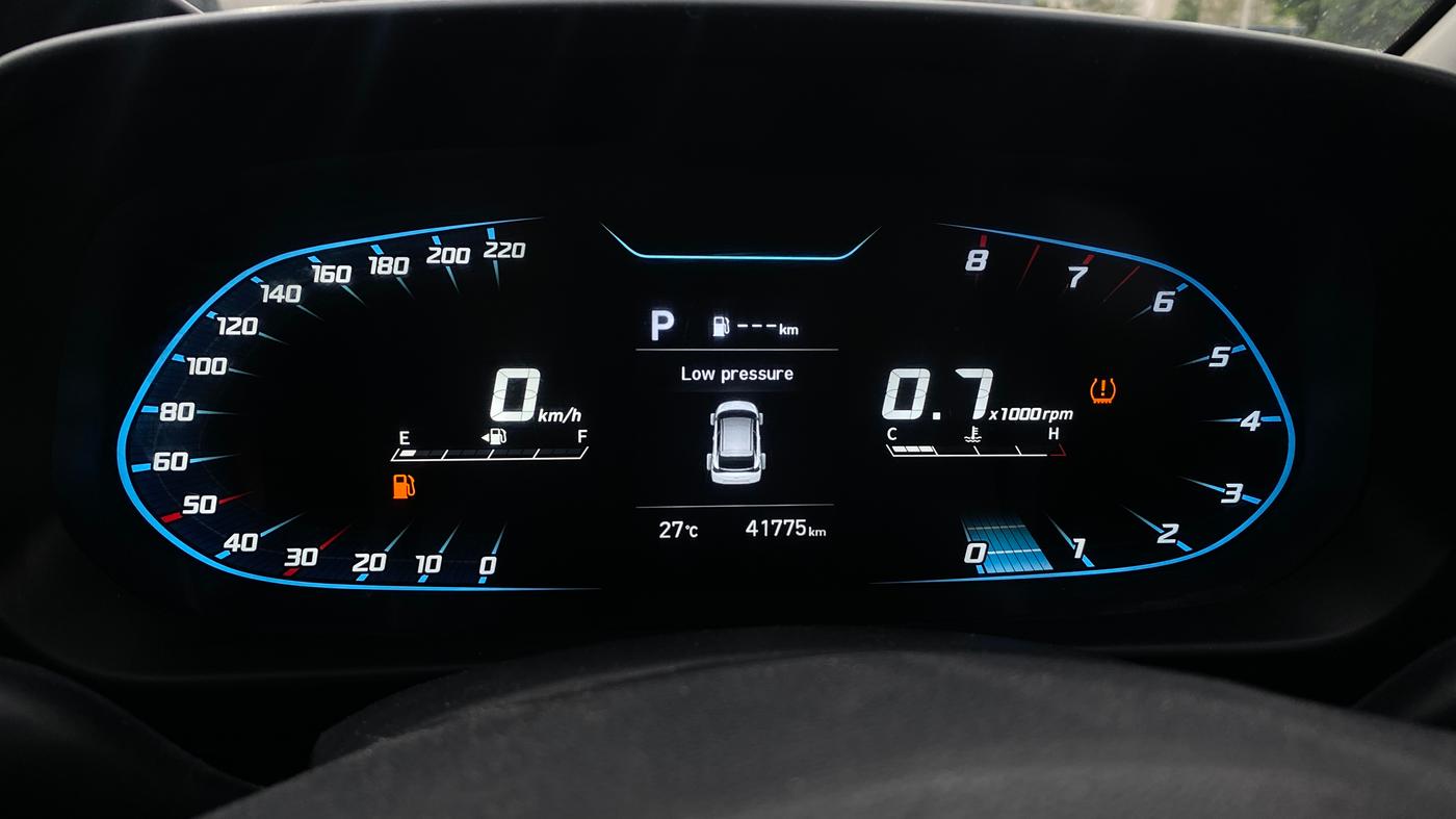 2021 Hyundai NEW I20 SPORTZ 1.2 AT, Petrol, Automatic, 41,775 km, Odometer Image