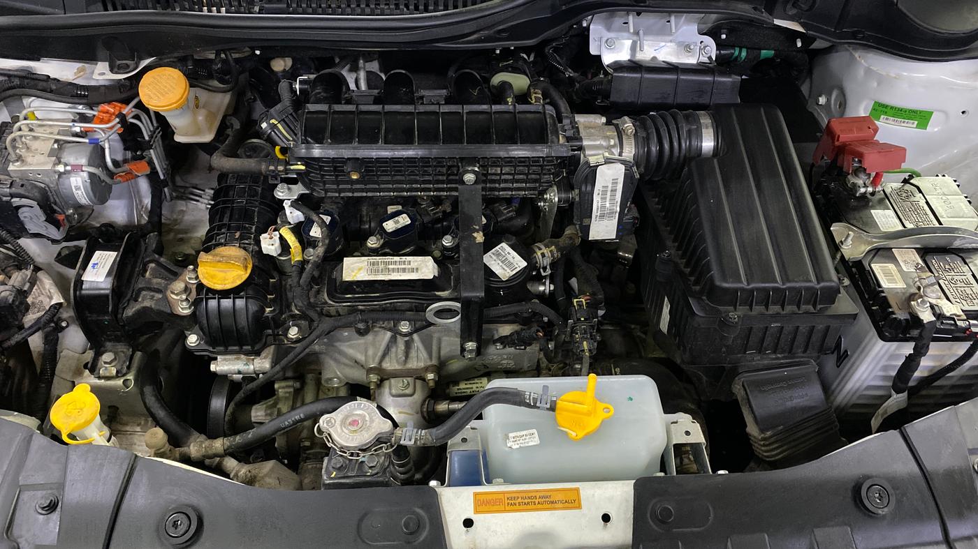 2024 Tata ALTROZ XMS PETROL, Petrol, Manual, 8,417 km, Engine View