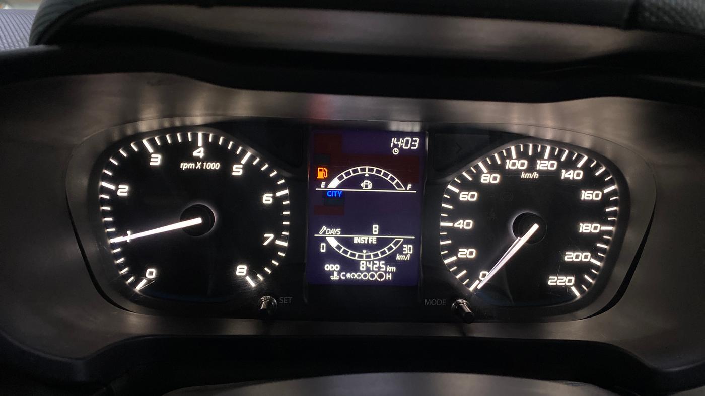 2024 Tata ALTROZ XMS PETROL, Petrol, Manual, 8,417 km, Odometer Image