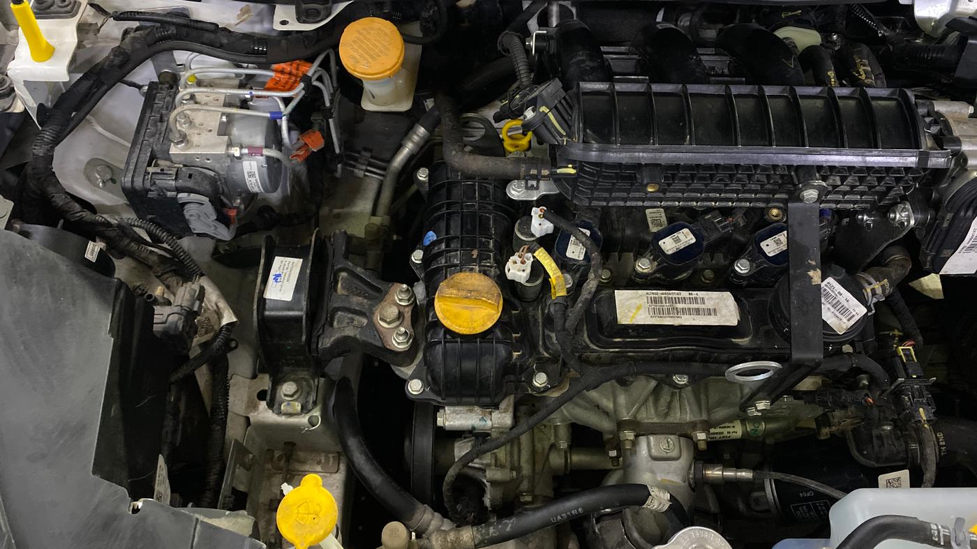 2024 Tata ALTROZ XMS PETROL, Petrol, Manual, 8,417 km, Engine View - Right