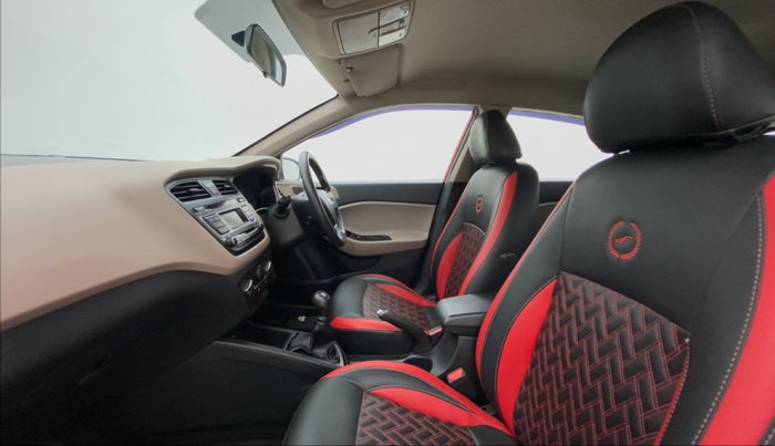 2017 Hyundai Elite i20 SPORTZ 1.2, Petrol, Manual, 28,439 km, Right Side Front Door Cabin