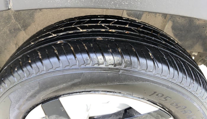 2023 Nissan MAGNITE XE, Petrol, Manual, 12,323 km, Left Rear Tyre Tread