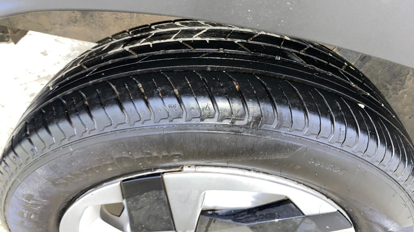 2023 Nissan MAGNITE XE, Petrol, Manual, 12,323 km, Right Rear Tyre Tread