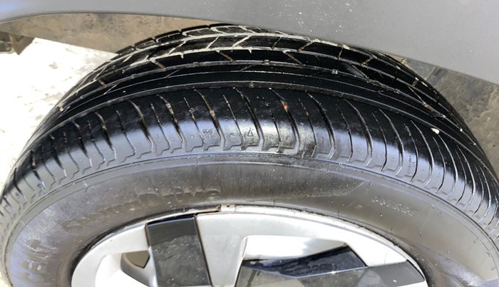 2023 Nissan MAGNITE XE, Petrol, Manual, 12,323 km, Right Rear Tyre Tread