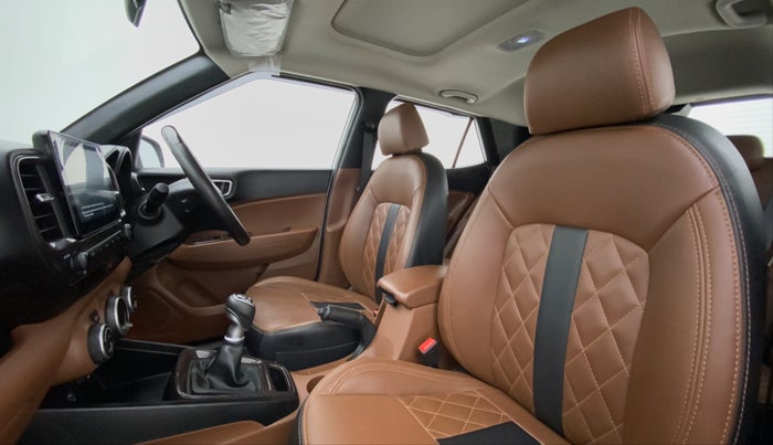2021 Hyundai VENUE 1.0L Turbo GDI SX MT, Petrol, Manual, 16,134 km, Right Side Front Door Cabin