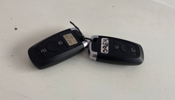 2019 Ford Ecosport TITANIUM + 1.5L PETROL AT, CNG, Automatic, 69,363 km, Key Close Up