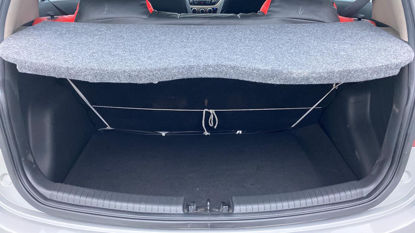 2018 Hyundai Grand i10 SPORTZ O 1.2, Petrol, Manual, 10,078 km, Boot Inside