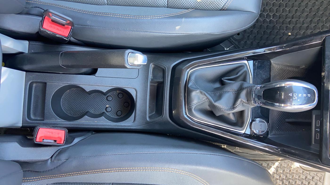 2023 Skoda KUSHAQ STYLE 1.5L TSI DSG, Petrol, Automatic, 45,728 km, Gear Lever