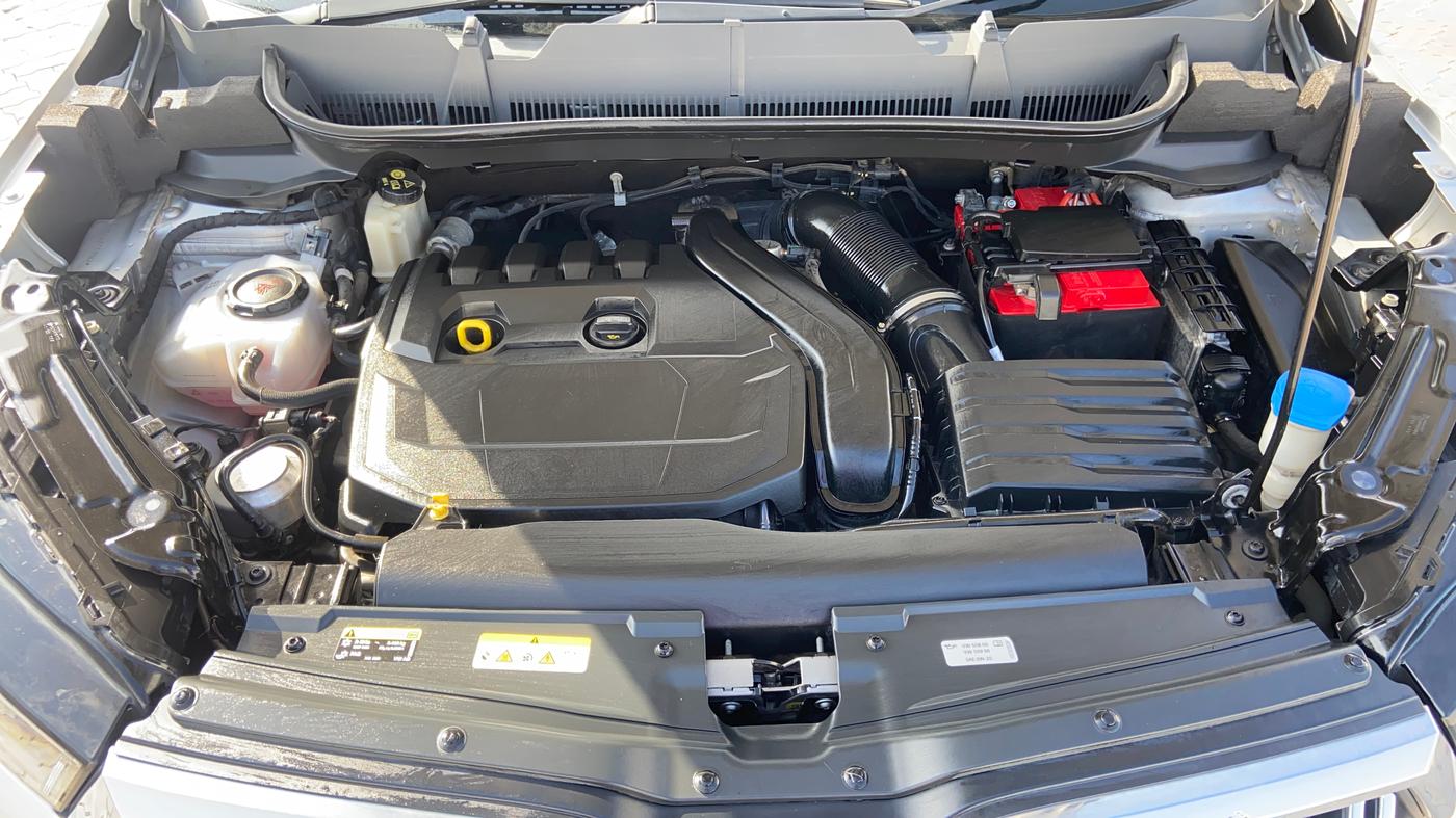 2023 Skoda KUSHAQ STYLE 1.5L TSI DSG, Petrol, Automatic, 45,728 km, Engine View