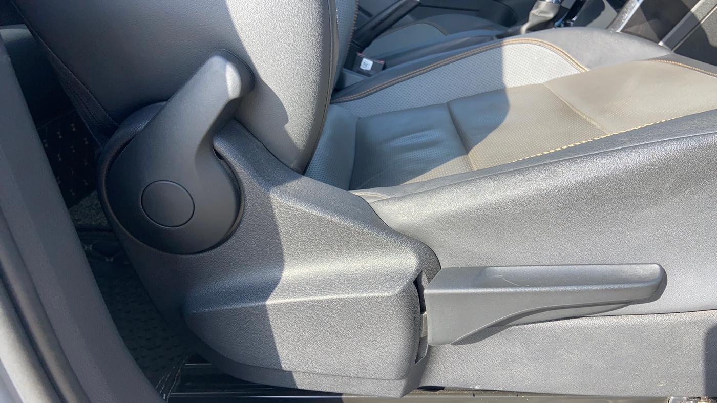 2023 Skoda KUSHAQ STYLE 1.5L TSI DSG, Petrol, Automatic, 45,728 km, Driver Side Adjustment Panel