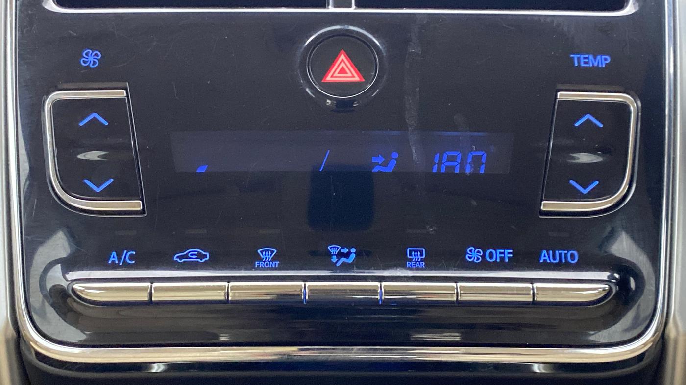 2018 Toyota YARIS G MT, Petrol, Manual, 27,927 km, Automatic Climate Control