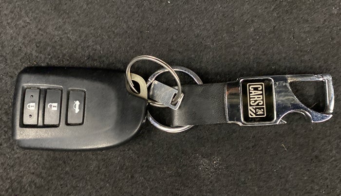 2018 Toyota YARIS G MT, Petrol, Manual, 27,927 km, Lock system - Dork lock functional only from remote key