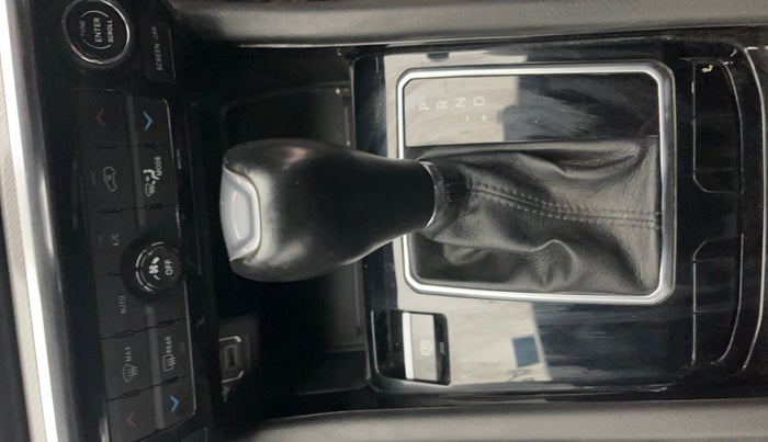 2022 Jeep Compass MODEL S (O) 1.4 PETROL DCT, Petrol, Automatic, 43,914 km, Gear Lever