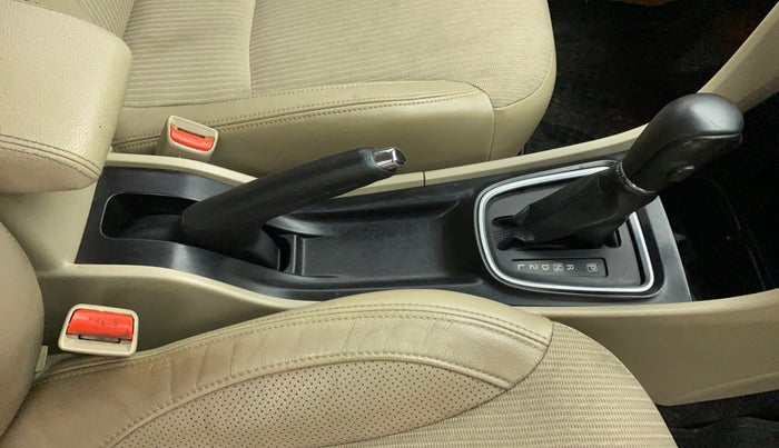 2015 Maruti Ciaz ZXI AT, Petrol, Automatic, 85,266 km, Gear Lever