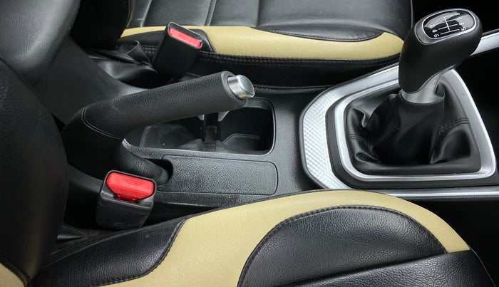 2021 KIA SONET HTX 1.0 IMT, Petrol, Manual, 17,606 km, Gear Lever