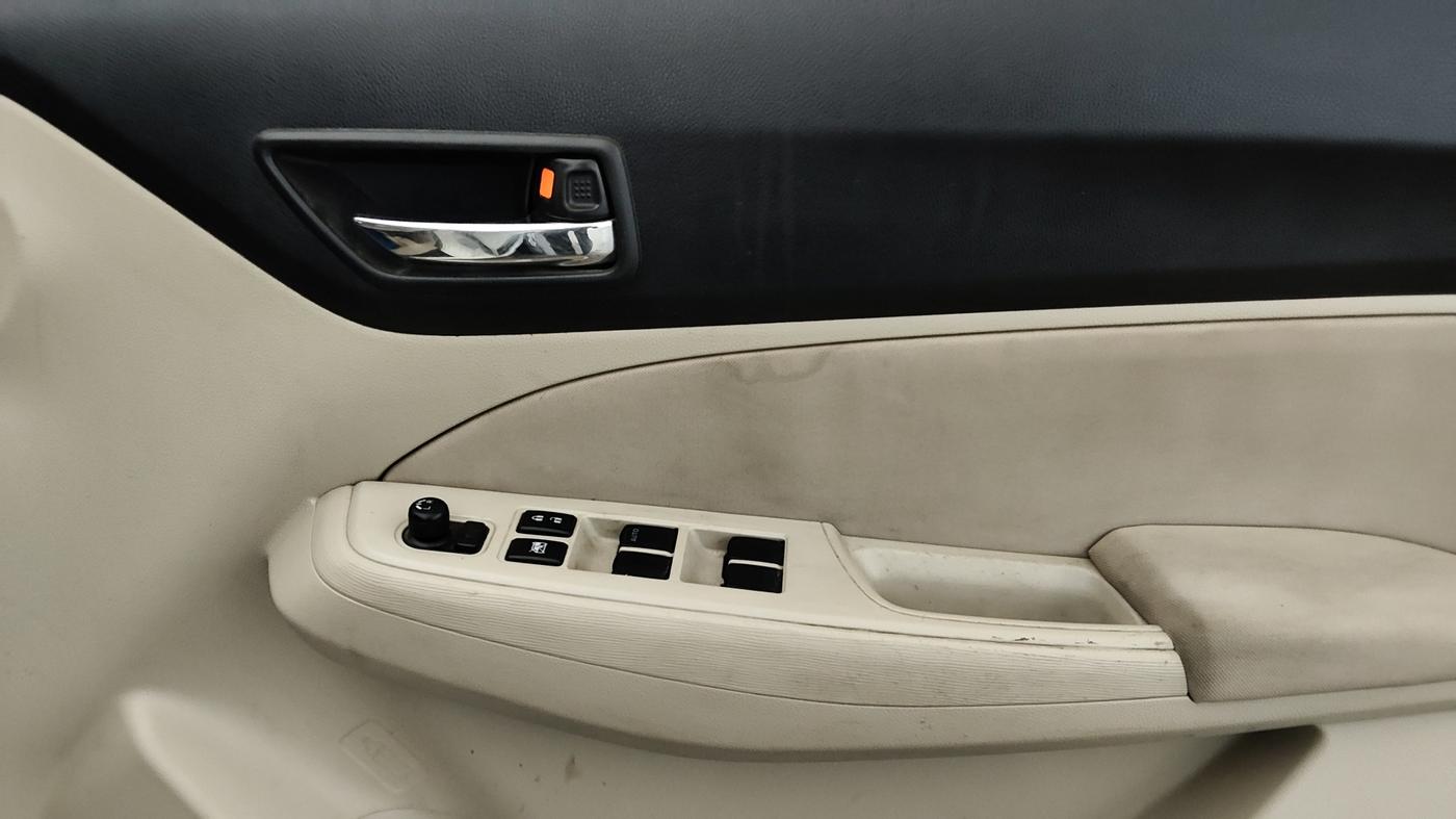 2021 Maruti Dzire VXI, Petrol, Manual, 1,55,543 km, Driver Side Door Panels Control