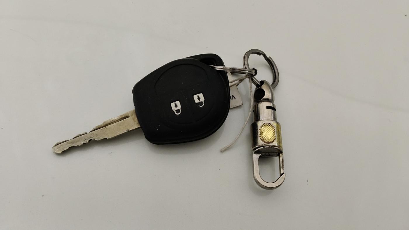 2021 Maruti Dzire VXI, Petrol, Manual, 1,55,543 km, Key Close Up