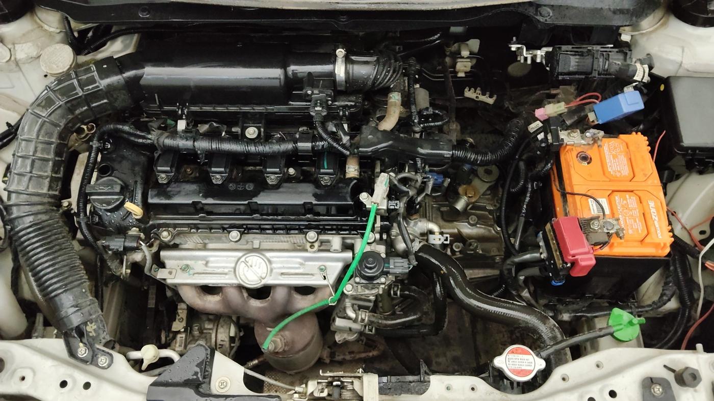 2021 Maruti Dzire VXI, Petrol, Manual, 1,55,543 km, Engine View