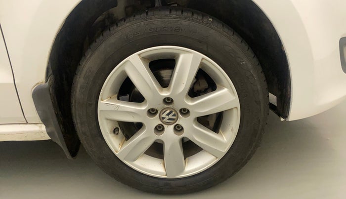 2012 Volkswagen Polo HIGHLINE1.2L, Petrol, Manual, 61,307 km, Right Front Wheel