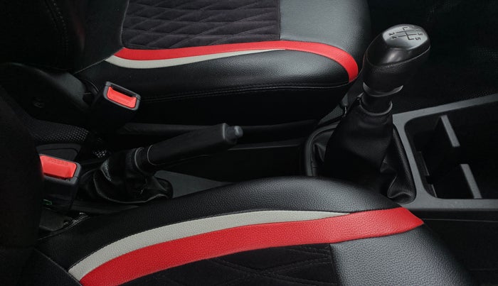 2020 Renault Kwid RXL, Petrol, Manual, 31,408 km, Gear Lever