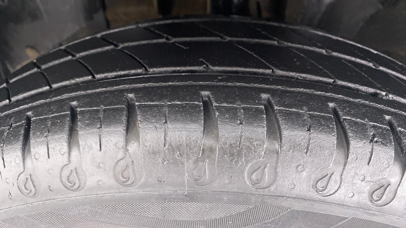 2020 Renault Kwid RXL, Petrol, Manual, 31,408 km, Left Front Tyre Tread