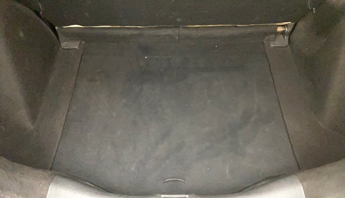 2015 Honda Jazz 1.2L I-VTEC V, Petrol, Manual, 67,131 km, Boot Inside