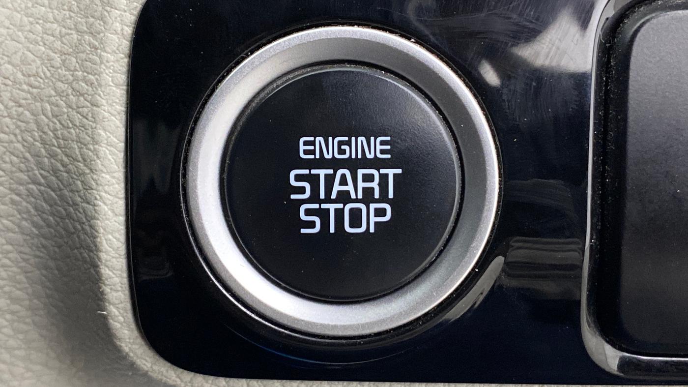 2022 KIA SONET HTX 1.0 IMT, Petrol, Manual, 42,928 km, Keyless Start/ Stop Button