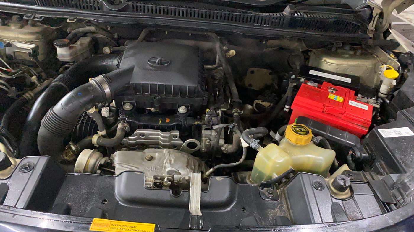 2022 Tata NEXON XZ PLUS PETROL KAZIRANGA, Petrol, Manual, 63,991 km, Engine View - Left