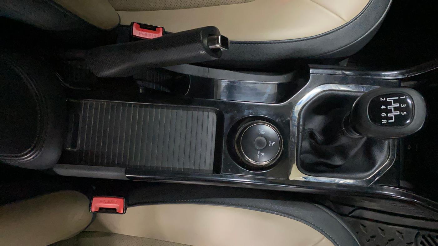 2022 Tata NEXON XZ PLUS PETROL KAZIRANGA, Petrol, Manual, 63,991 km, Gear Lever