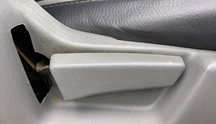 2014 Maruti Alto K10 VXI, Petrol, Manual, 96,747 km, Driver Side Adjustment Panel