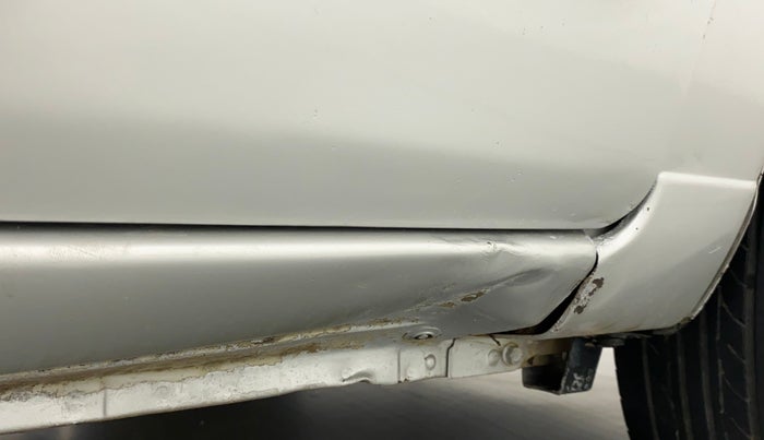 2014 Maruti Alto K10 VXI, Petrol, Manual, 96,747 km, Right running board - Slightly dented