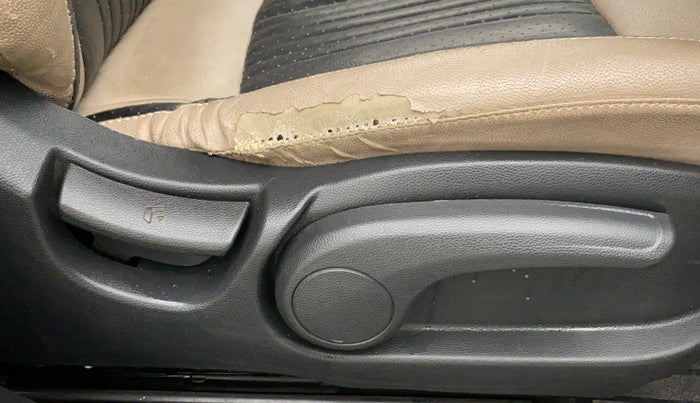 2014 Hyundai Elite i20 SPORTZ 1.2 (O), Petrol, Manual, 29,018 km, Driver Side Adjustment Panel