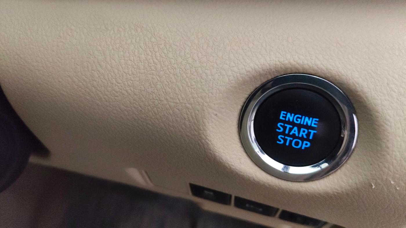 2018 Toyota YARIS VX CVT, Petrol, Automatic, 55,130 km, Keyless Start/ Stop Button