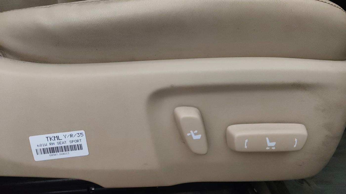 2018 Toyota YARIS VX CVT, Petrol, Automatic, 55,130 km, Driver Side Adjustment Panel