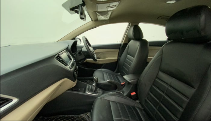 2019 Hyundai Verna 1.6 VTVT SX, Petrol, Manual, 84,143 km, Right Side Front Door Cabin
