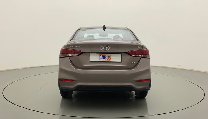2019 Hyundai Verna 1.6 VTVT SX, Petrol, Manual, 84,143 km, Back/Rear
