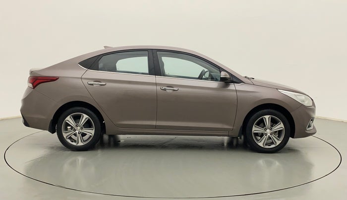 2019 Hyundai Verna 1.6 VTVT SX, Petrol, Manual, 84,143 km, Right Side View