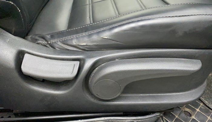 2019 Hyundai Verna 1.6 VTVT SX, Petrol, Manual, 84,143 km, Driver Side Adjustment Panel