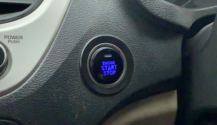 2019 Hyundai Verna 1.6 VTVT SX, Petrol, Manual, 84,143 km, Keyless Start/ Stop Button