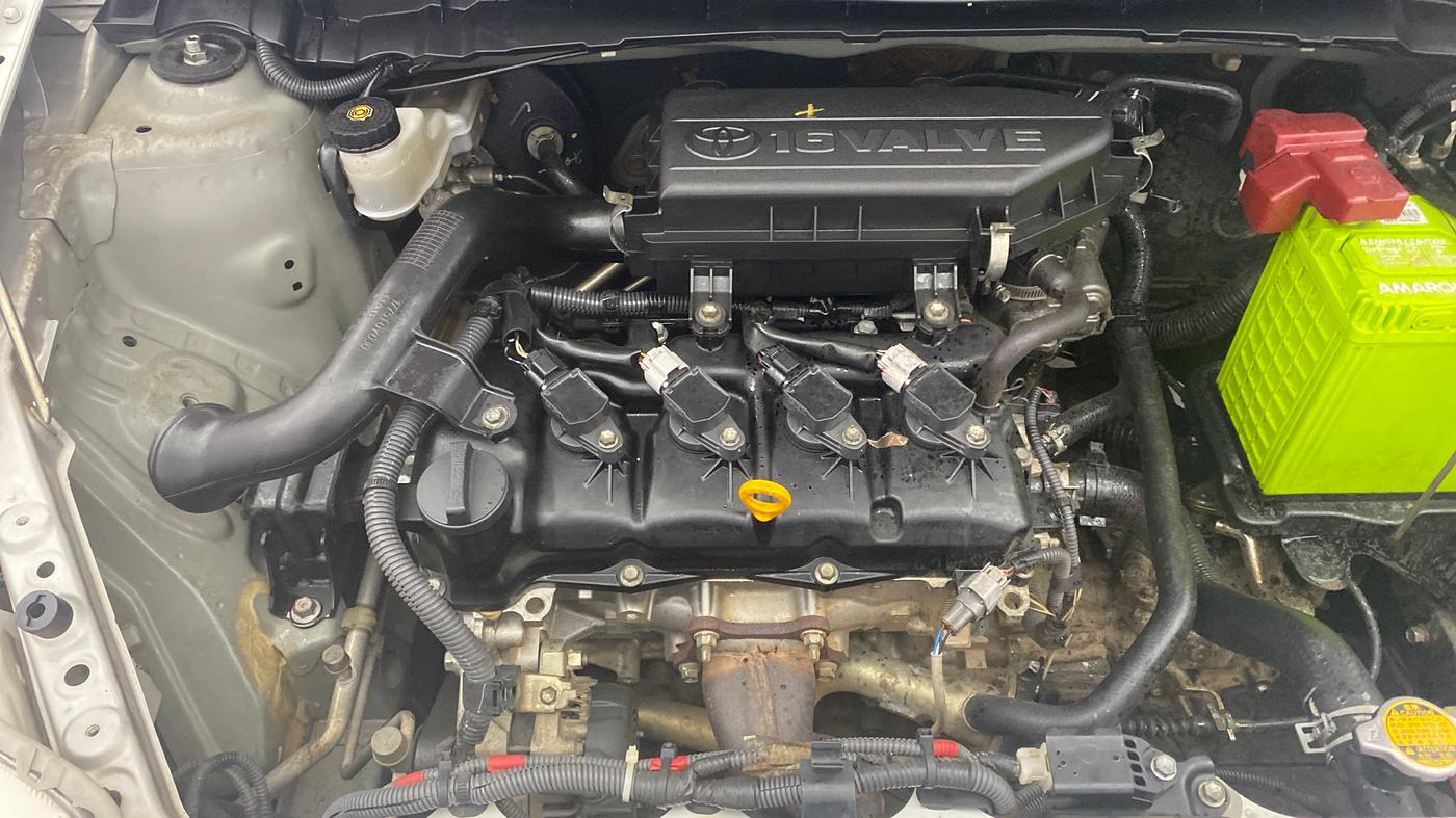 2013 Toyota Etios G, Petrol, Manual, 48,944 km, Engine View - Right