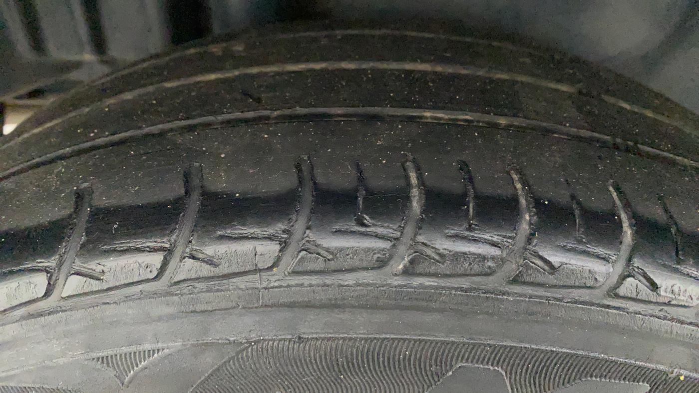 2017 Maruti Swift Dzire ZXI 1.2 BS IV, Petrol, Manual, 65,425 km, Right Rear Tyre Tread