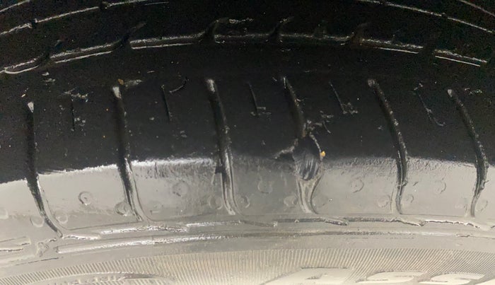 2021 Tata NEXON XM SUNROOF PETROL, Petrol, Manual, 57,309 km, Left Front Tyre Tread